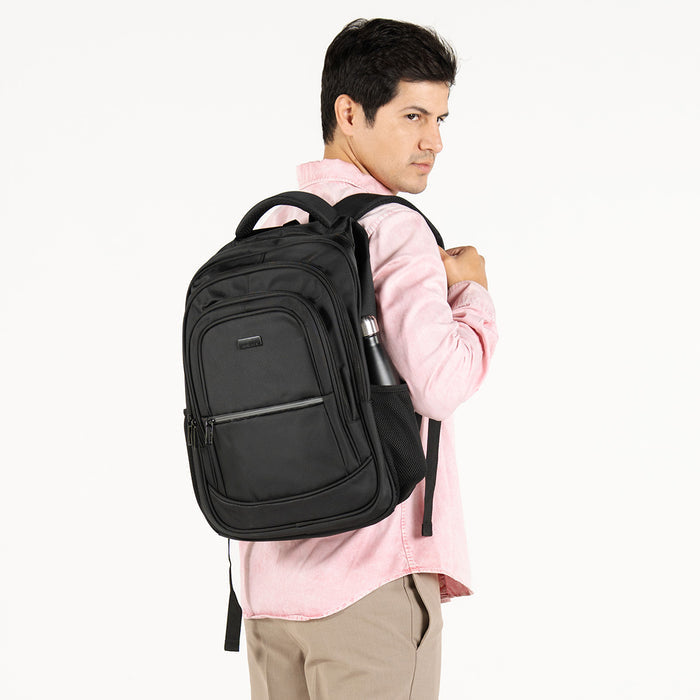 Mochila para laptop Perfect Choice de 15.6-17 Gran Capacidad Essentials color Negro